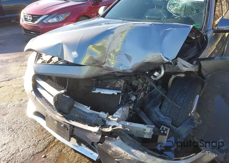 2017 Mercedes-Benz C 300 Sport z USA, uszkodzony, nr VIN 55SWF4JB9HU201200